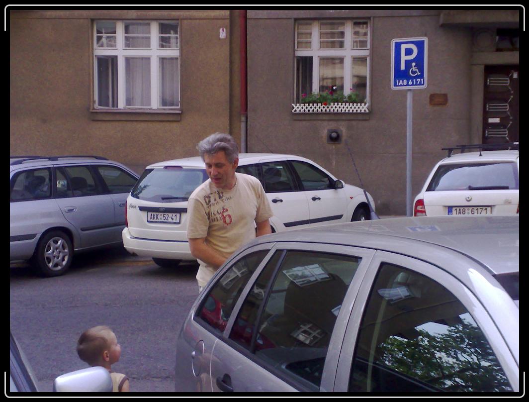 Dalí snímek