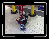 25122007504 * 2592 x 1944 * (648KB)