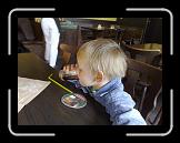 27082007159 * 2592 x 1944 * (810KB)
