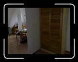 27102007402 * 2592 x 1944 * (380KB)