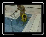 27102007406 * 2592 x 1944 * (566KB)